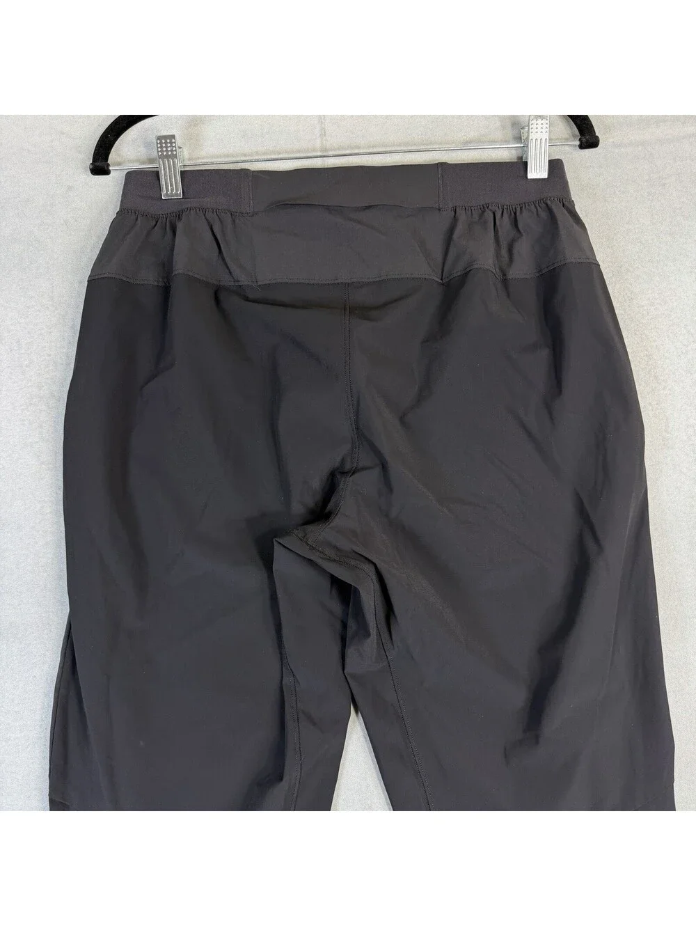 Lululemon Surge Hybrid Pants Mens Medium Black Tapered Joggers Training Running